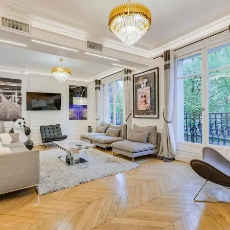 Apartment Kennedy Apartment, Luxury, Eiffel Tower View 3b 7p *