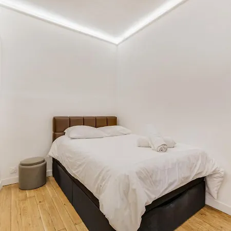 Apartment Kennedy Apartment, Luxury, Eiffel Tower View 3b 7p
