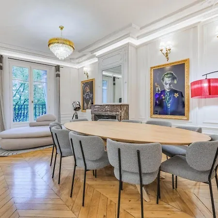 Apartment Kennedy Apartment, Luxury, Eiffel Tower View 3b 7p *