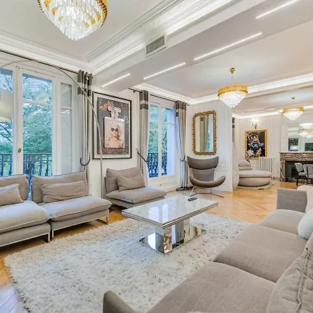 Kennedy Apartment, Luxury, Eiffel Tower View 3b 7p Paris